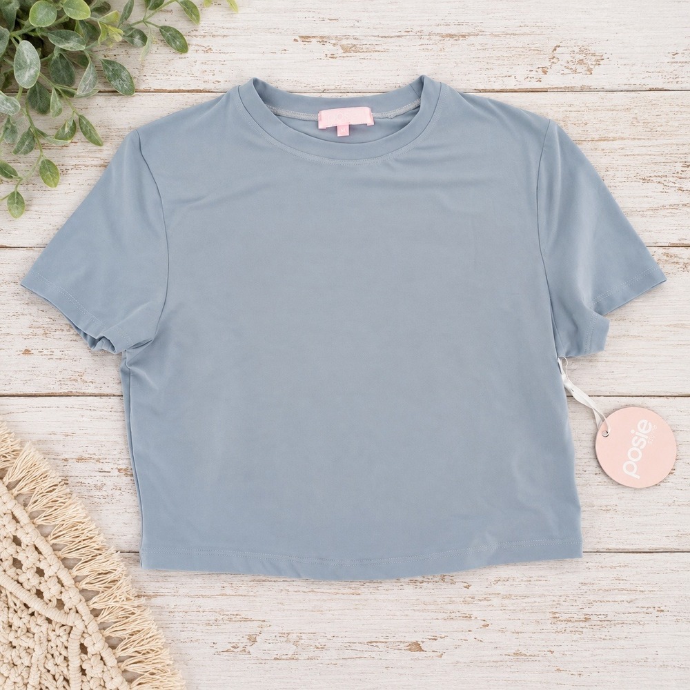 Posie Active Crop Top Juniors Medium Blue Short Sleeve Cropped NWT